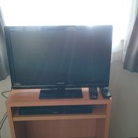 DVDプレーヤーが付いてます。