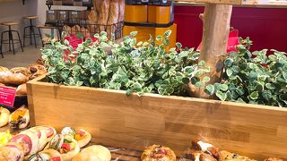 是非リピートしたいパン屋が阪急の洛西口駅構内に!