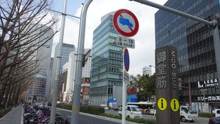 梅田新道からは双方向通行