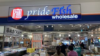 巨大な海老フライ