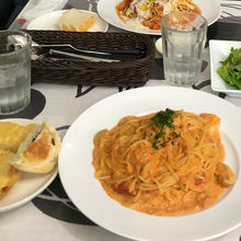 パスタとパン。