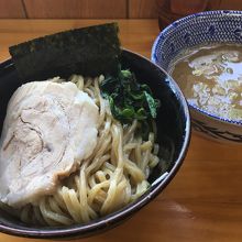 つけ麺（小）￥800 これで十分