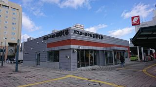 市内、郊外、都市間バスはこちらから出発