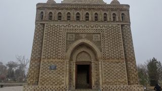 イスラーム建築の歴史ロマンを感じる