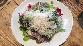 恵比寿のチーズ料理専門店