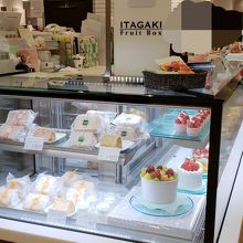 シフォンケーキ By Rokuka Itagaki フルーツボックス 三越フードガーデンのクチコミ フォートラベル シフォンケーキ By Rokuka Itagaki フルーツボックス 三越フードガーデンのクチコミ フォートラベル