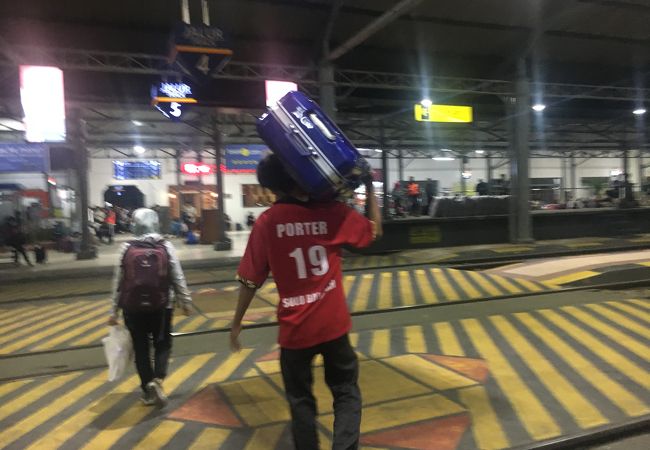 駅前の渋滞がすごかった