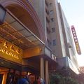古いホテルでどれもいまいち、利点は基隆廟口夜市に近いこと