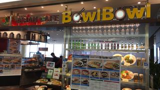 ブランド品からお土産屋さんまで