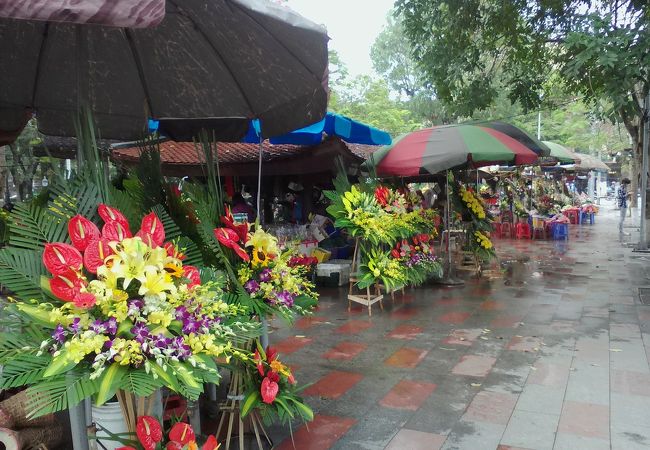 花の露店市場