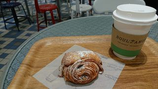 トースターがありパンを温めることもできます