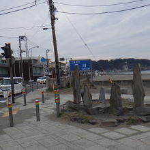 滑川交差点の石碑