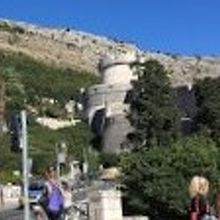 スルジ山側にある要塞