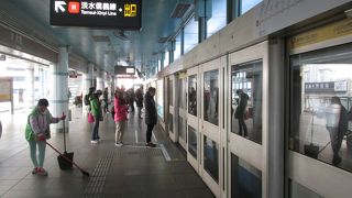 券売機は日本語が対応