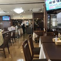 和風魚料理か洋風卵料理のどちらかです