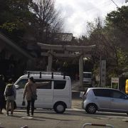 腰越にある神社