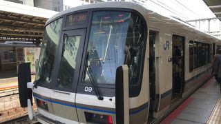 京都駅から宇治駅まで快速に乗車・・のどかな車窓です