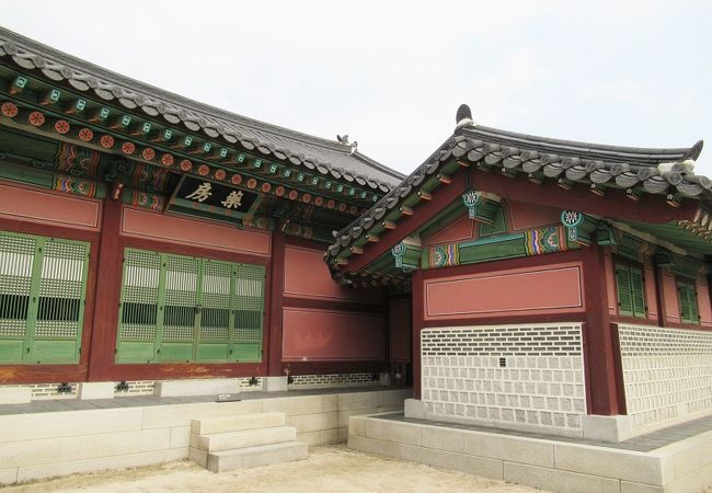 王様の健康管理は必要よねぇー