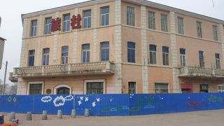 カっては華やかの歴史を誇っていたホテルが・・・