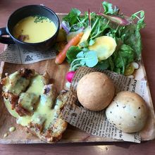 チキンプレート：1080円