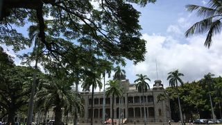 立派な建物です