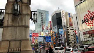 旧万世橋駅のすぐ近くです