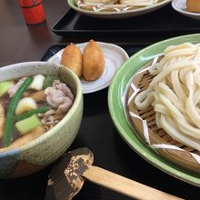 大満足の「肉汁うどん」サイコ～