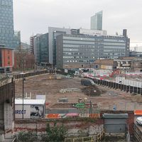 部屋からの景色は工事だらけ