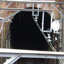 極楽寺桜橋から