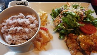 いつも賑わってる