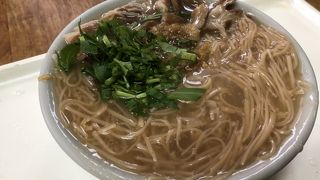 豚のモツのみの麺線