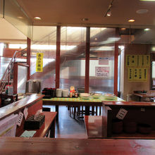 この日、午後４時前にキャンプに収容されました