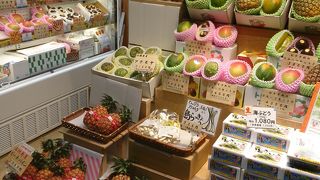 フルーツが多くあるお店