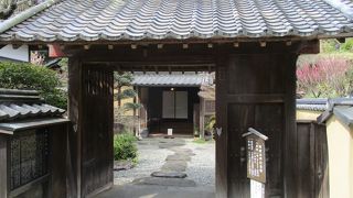 瀧廉太郎の感性を育んだ空間が残されている岡藩主の家臣も住んでいたという武家屋敷です。