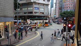 香港市内の情緒あふれる移動手段