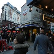 ロンドン中心部の地下鉄駅