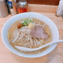 味噌ラーメン大盛り850円