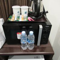 嬉しいドリップコーヒーにミネラルウォーター付き。