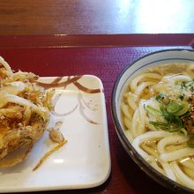 ここでかけうどん＋野菜かき揚げ