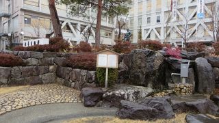 市役所にも井戸