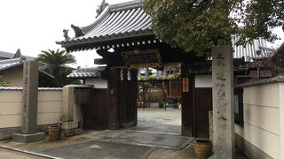 近松門左衛門の墓所。