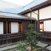 ちょっとした中庭も良い景色です