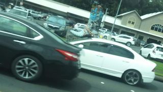 大きなウエスタンブーツのオブジェがシンボル