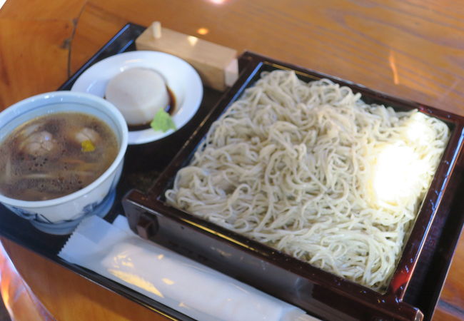 風情ある建物でいただくおいしいお蕎麦