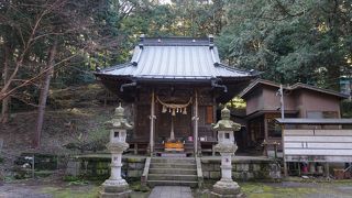 ちょっと山岳寺院のような雰囲気も感じます