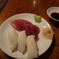 お刺身にお寿司もあります