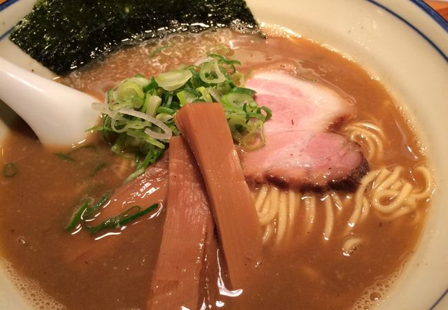 落ちたお洒落なラーメン屋さん