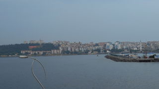 バスに乗ったまま乗船