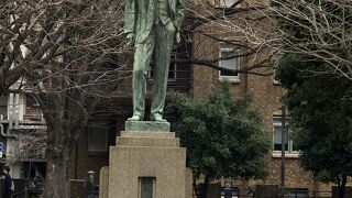 日本を愛し日本に骨を埋めた建築家