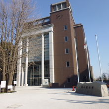 大学正門